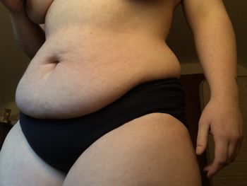 nude chunkfactor showing big tits selfie