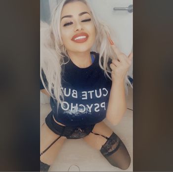 claragraceox OnlyFans custom content