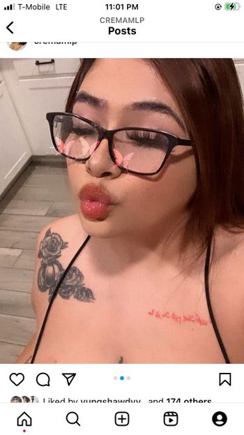 nude crema1 posting latina selfie