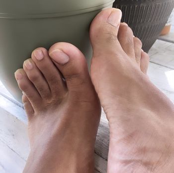 nude cthefootdom showing fetish selfie