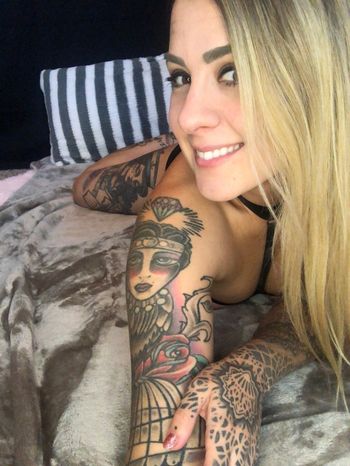 nude cumwithchelsea doing blonde selfie