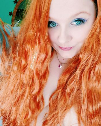 nude cutielilly leaking streamer selfie