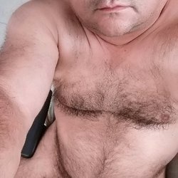 nude daddynaked leaking furry selfie