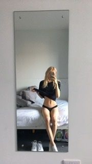 nude daisyangelx posting toys selfie