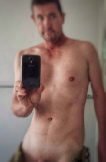 nude dangerousdaniel doing exhibitionism selfie