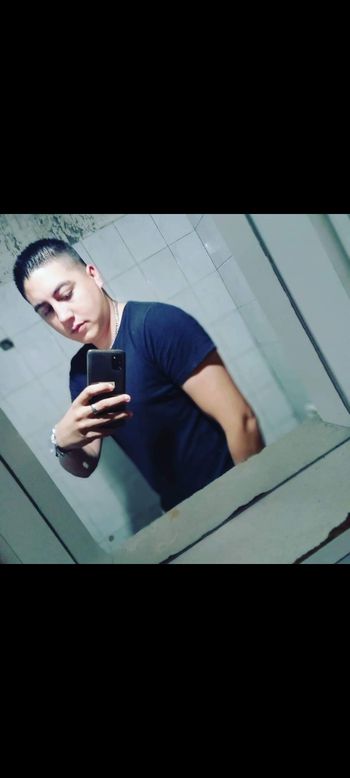 nude dani_m90 male selfie