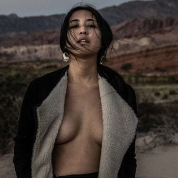 nude daringkiara posting model