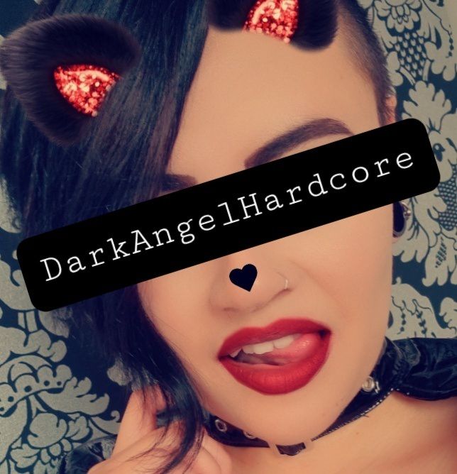 darkangelhardcore OnlyFans recording submissive