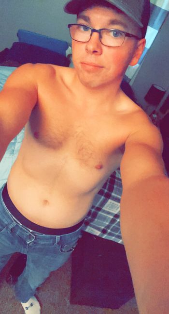 nude devingayboy leaking gay selfie