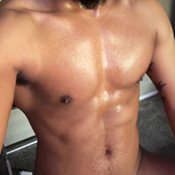 nude dezzyw recording male selfie