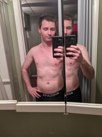 nude dogwarrior89 leaking male selfie