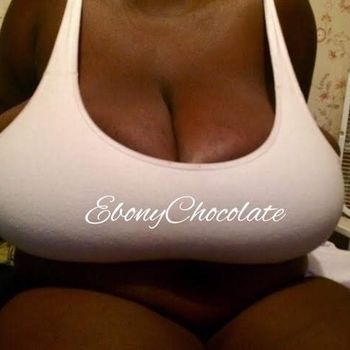 nude ebonychocolate fetish selfie