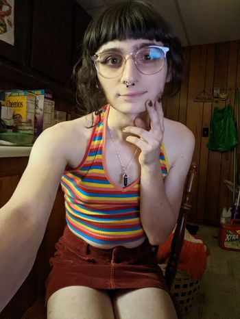 nude enby-punk Massachusetts selfie