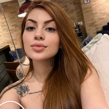 nude eumariavila posting model selfie