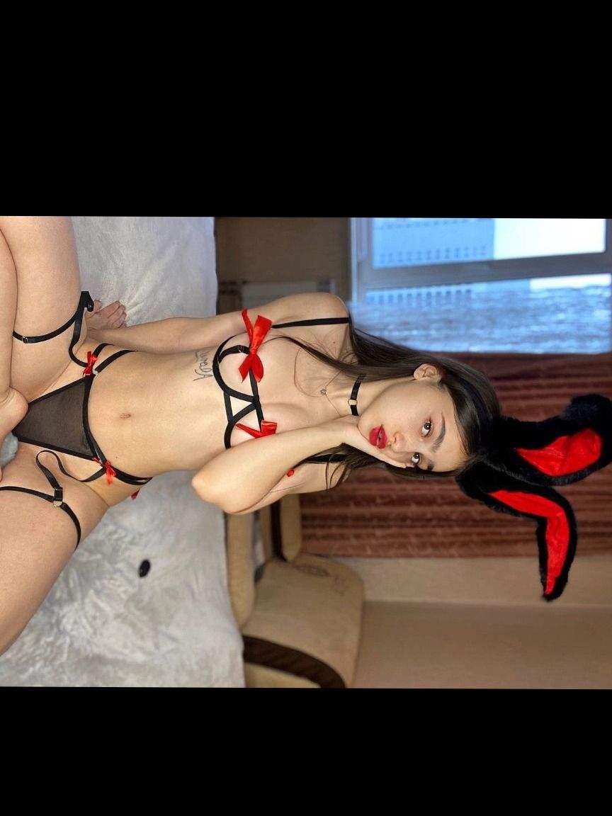 eve.lin OnlyFans posting 18 or 19