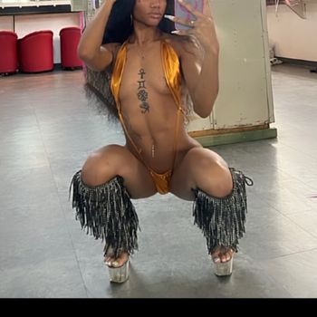 nude exoticasdreamfantasy showing custom content