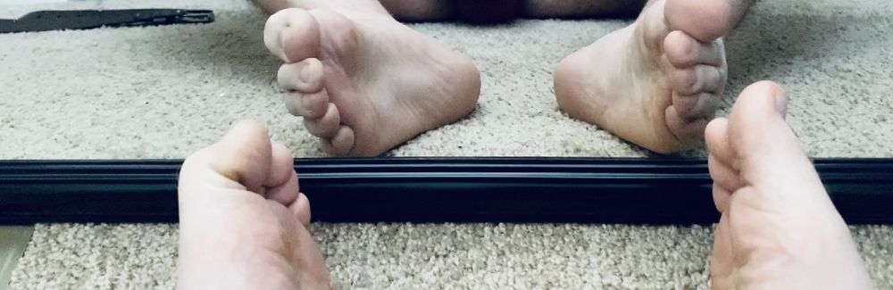 feetandfuzz OnlyFans doing latina