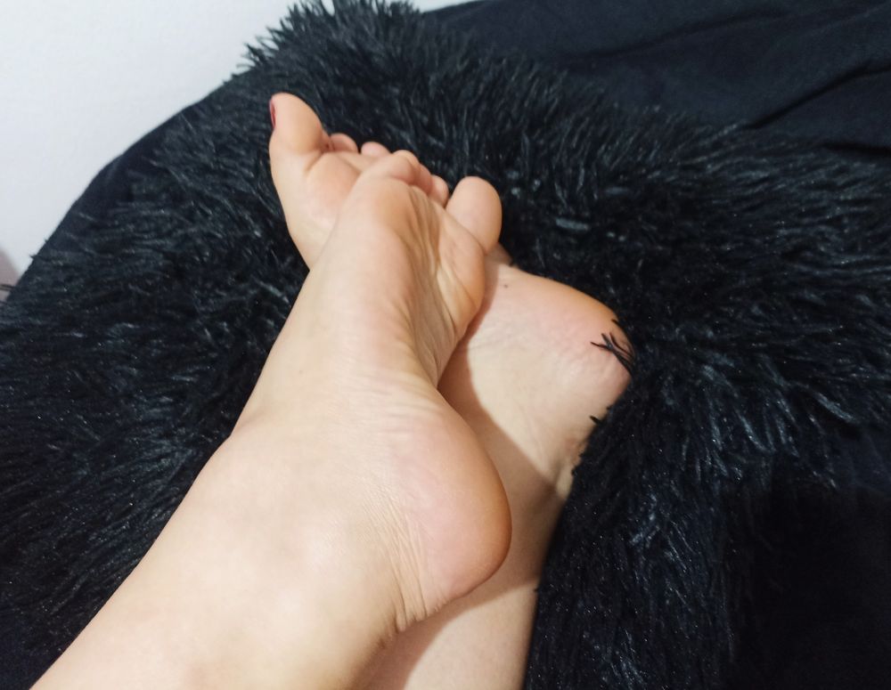 feetpezinho OnlyFans posting united states