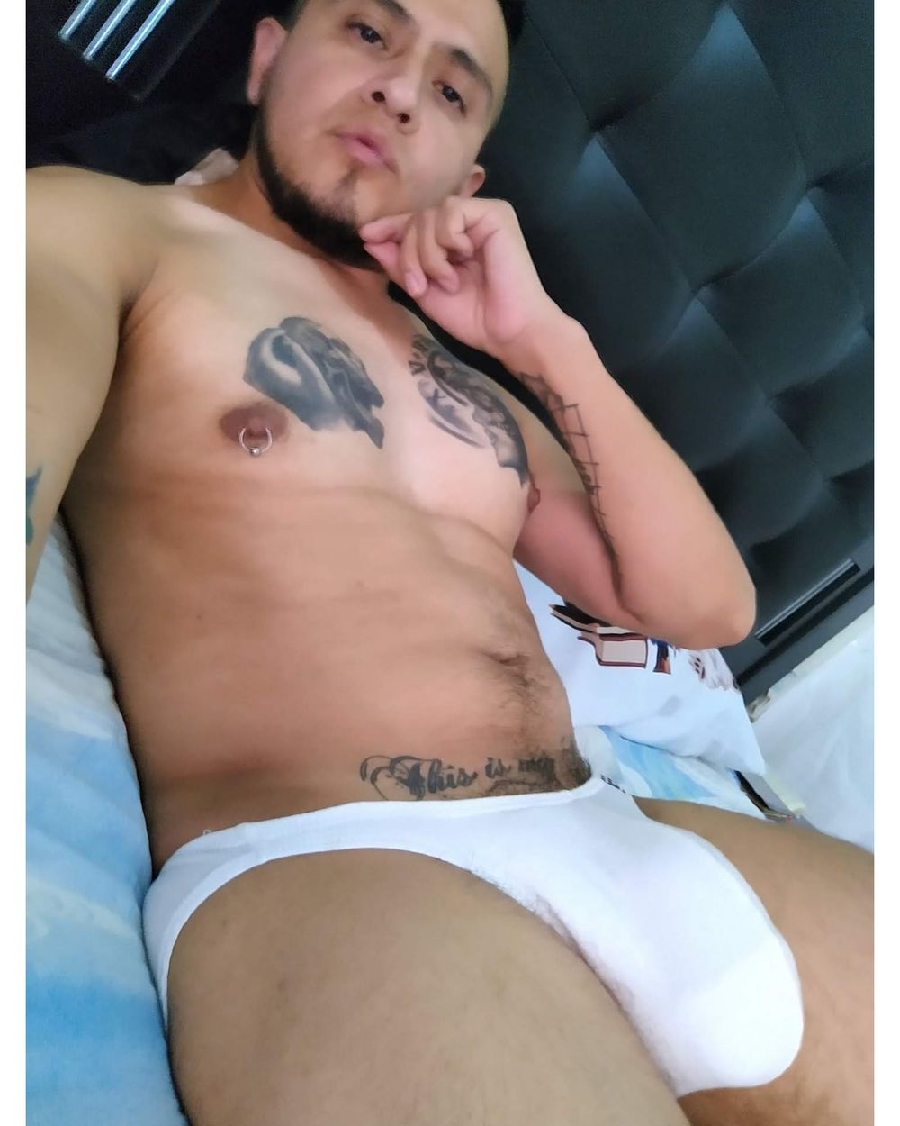 fernandoarellano32 OnlyFans leaking male