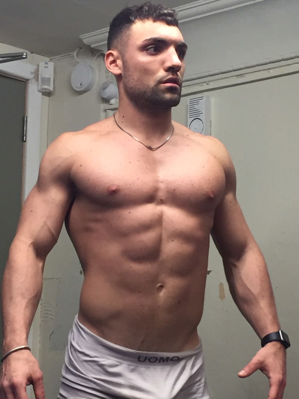 fileriluca OnlyFans showing male