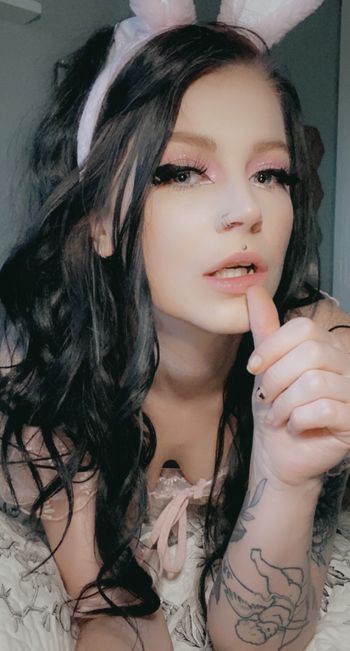 nude findingemo22 doing streamer selfie