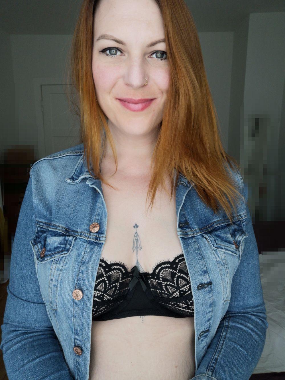 frau_beckmanns OnlyFans showing public