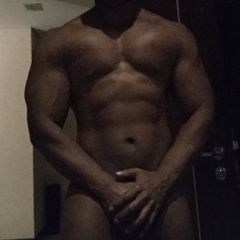 fredfamous OnlyFans masturbation