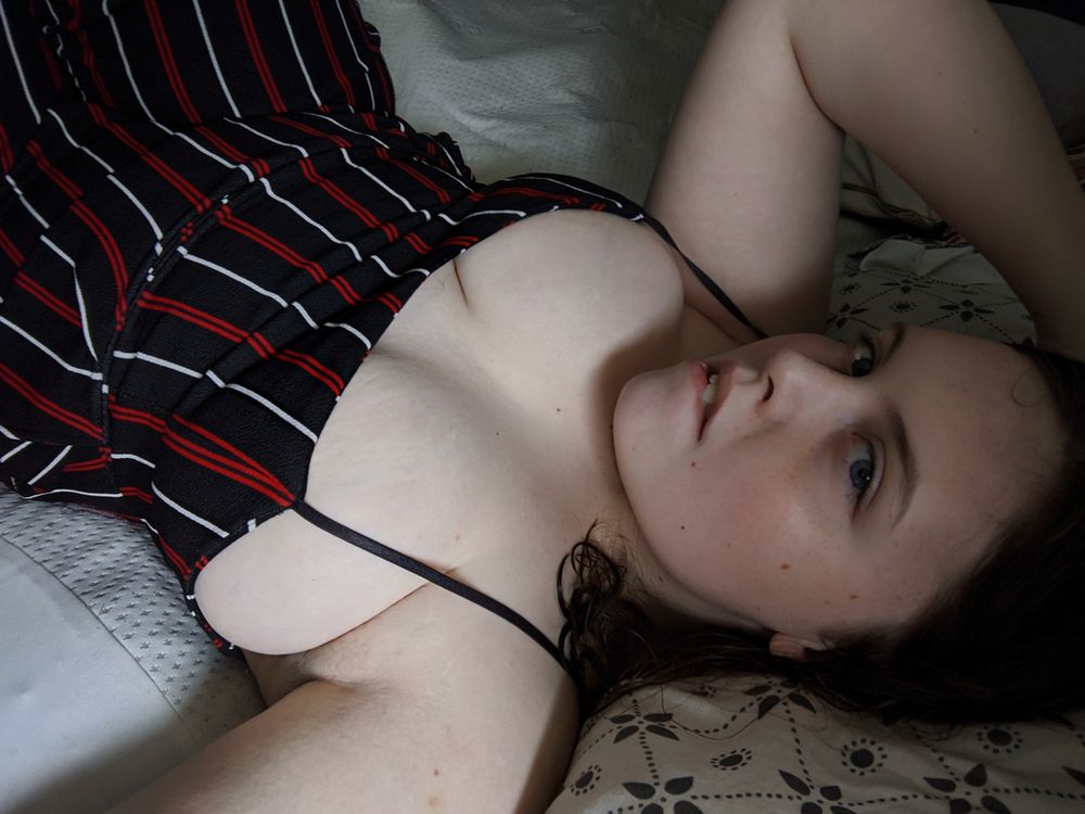 full_figured_vixen OnlyFans doing submissive