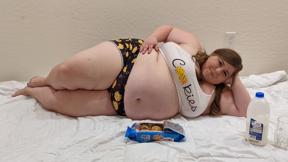 funsizedfatty OnlyFans lingerie