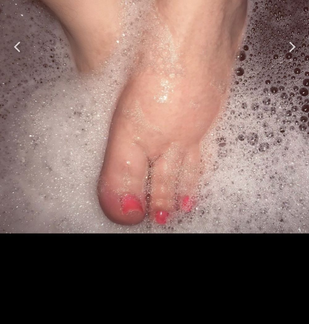 fuschiafeet OnlyFans recording fetish