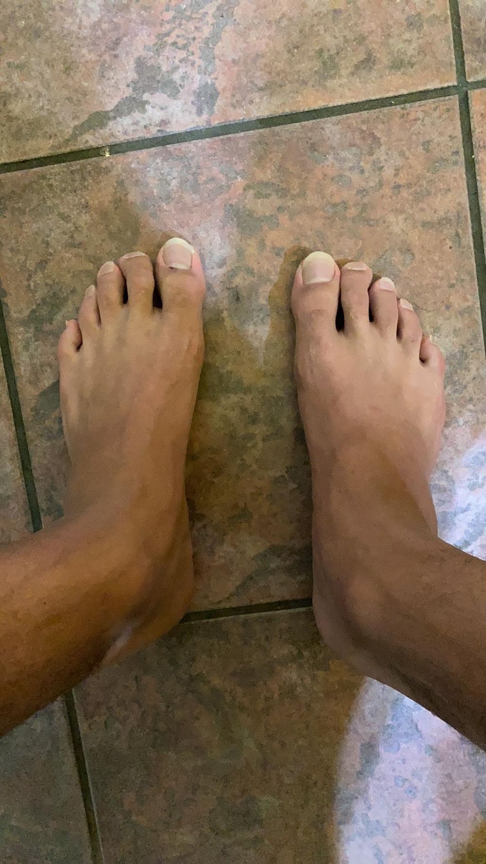 gangstatoes OnlyFans showing feet