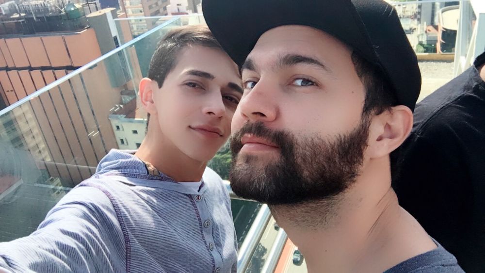 gayhotcouple OnlyFans posting streamer