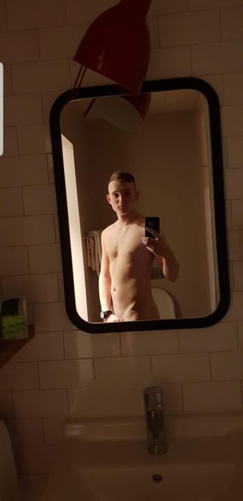 nude gaysven recording latina