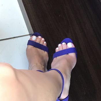 nude gbfeet doing brazil