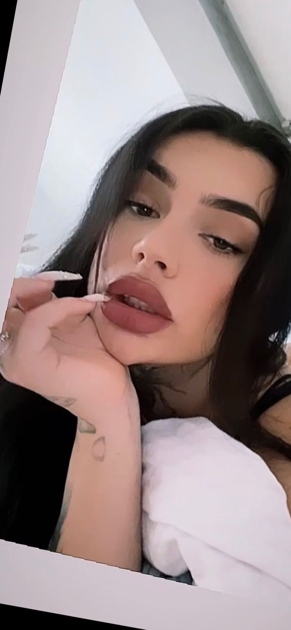 gemovaa OnlyFans showing latina