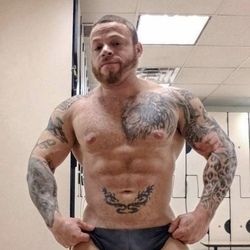 gingermusclebody OnlyFans male