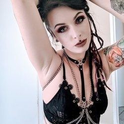 gothspice_666 OnlyFans United Kingdom selfie