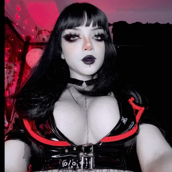 gothvampi OnlyFans masturbation selfie