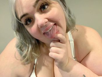 nude hailscomet recording custom content selfie