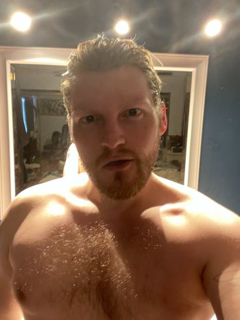 nude heroic_himbo fitness selfie