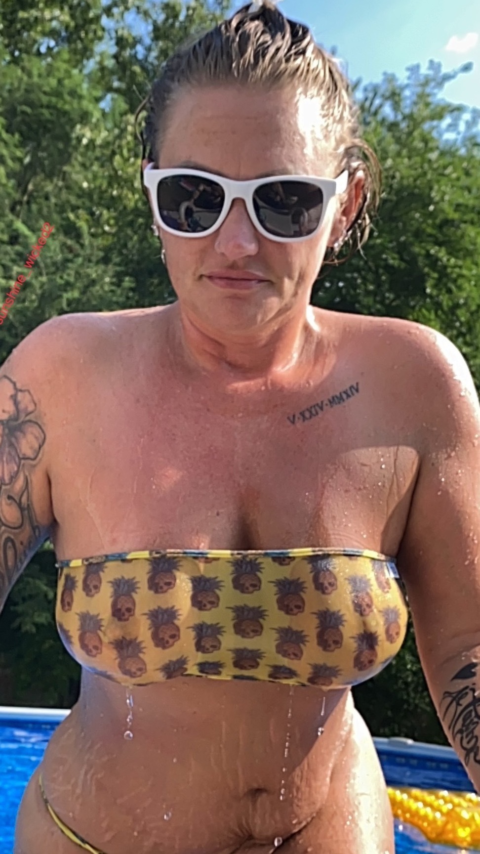 holliess OnlyFans exhibitionism