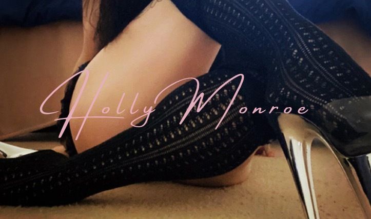 holly87 OnlyFans posting latina