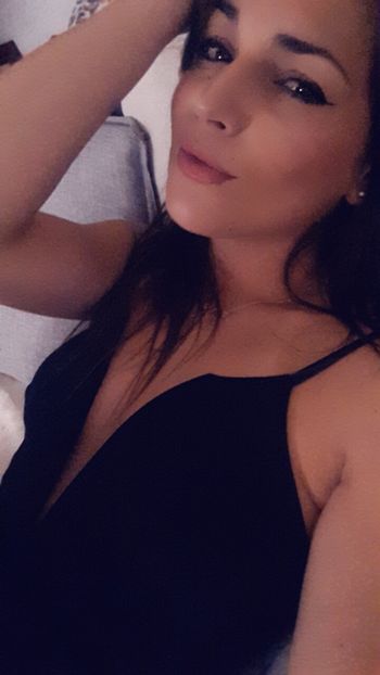 hollywexler OnlyFans latina selfie