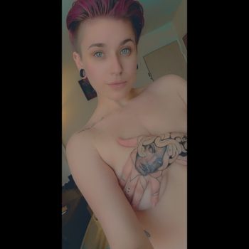 nude honeypom posting anal selfie