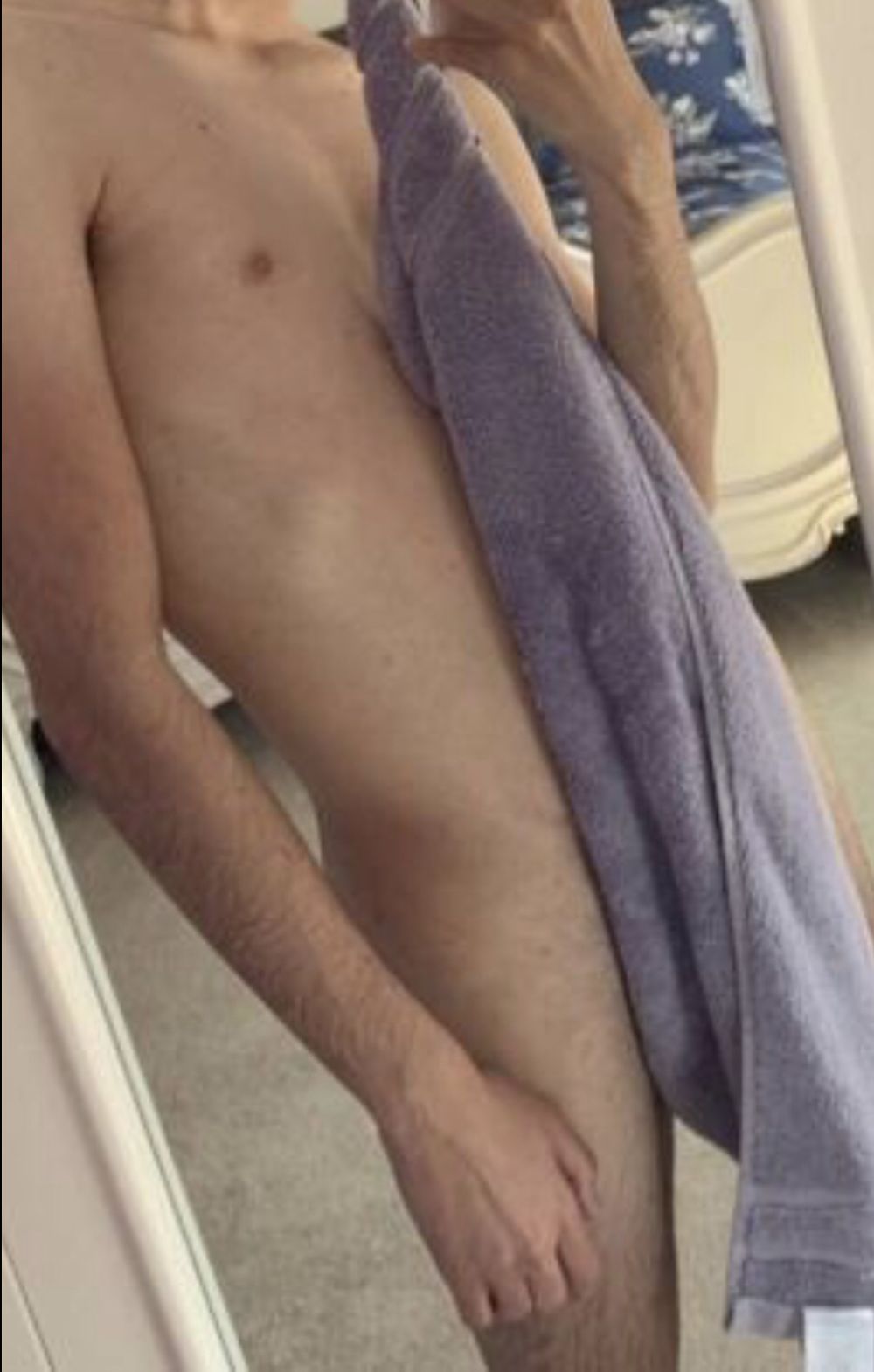 nude hornyhgvguy leaking streamer selfie