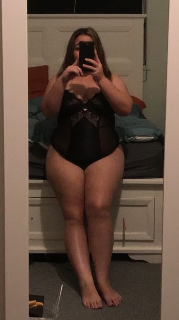 nude hotwife_xx leaking snapchat selfie