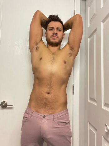 nude hunter_mack leaking male selfie