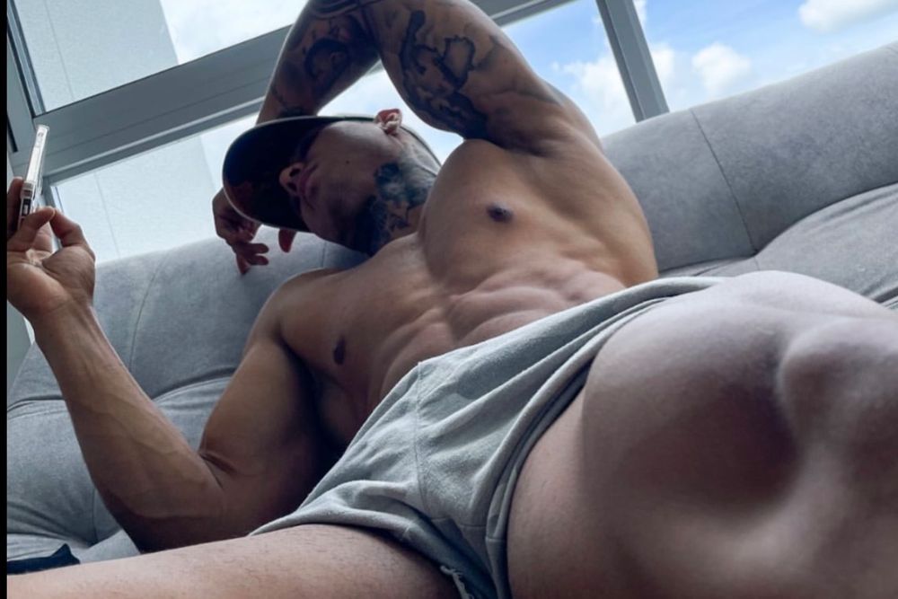 im_jh8 OnlyFans doing colombia