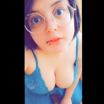 nude immalilteapot doing latina selfie