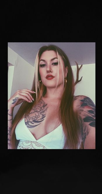 nude inkedup_aubz showing latina selfie